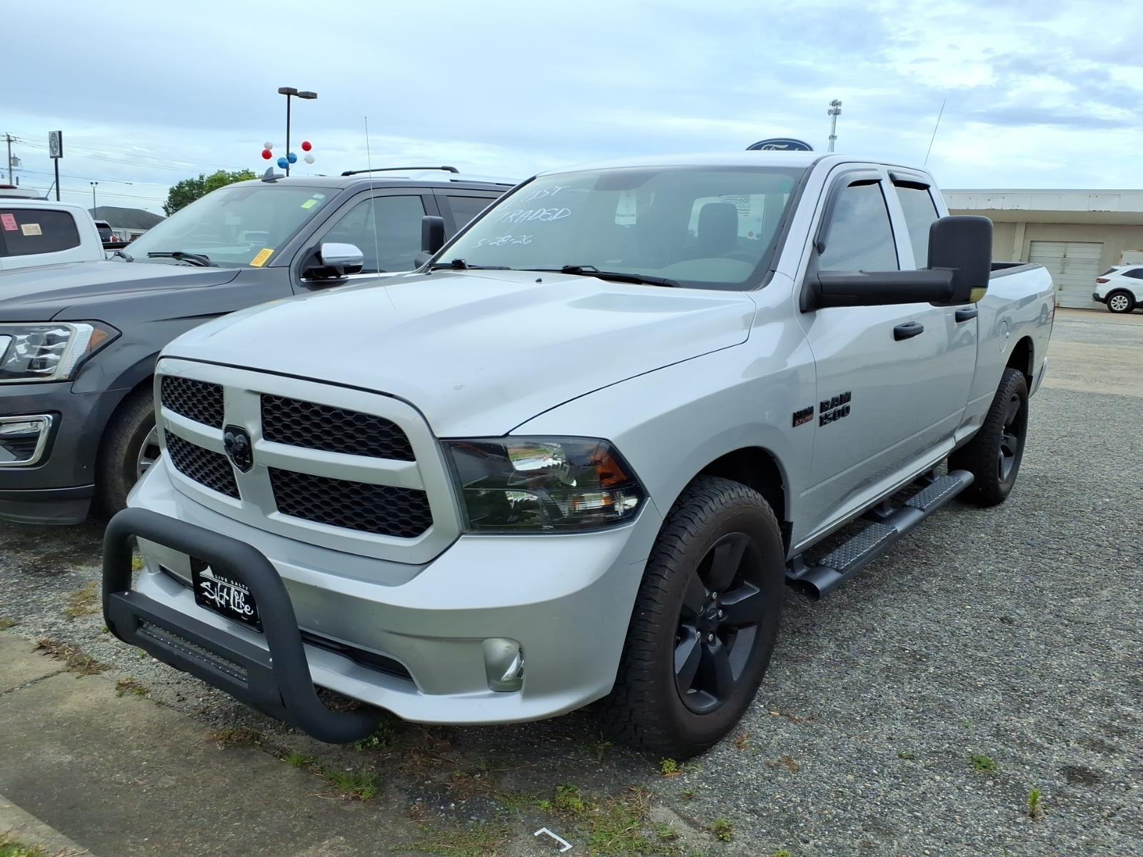 2018 RAM 1500 Express 4x4 Quad Cab 6'4's photo