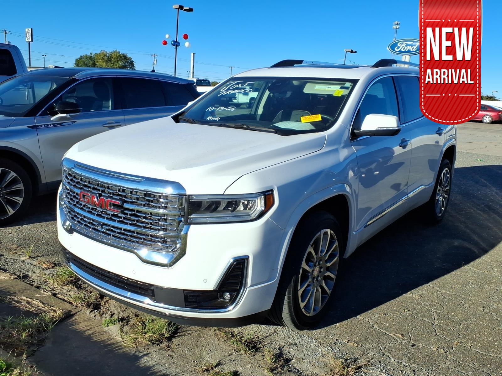 2023 GMC Acadia Denali