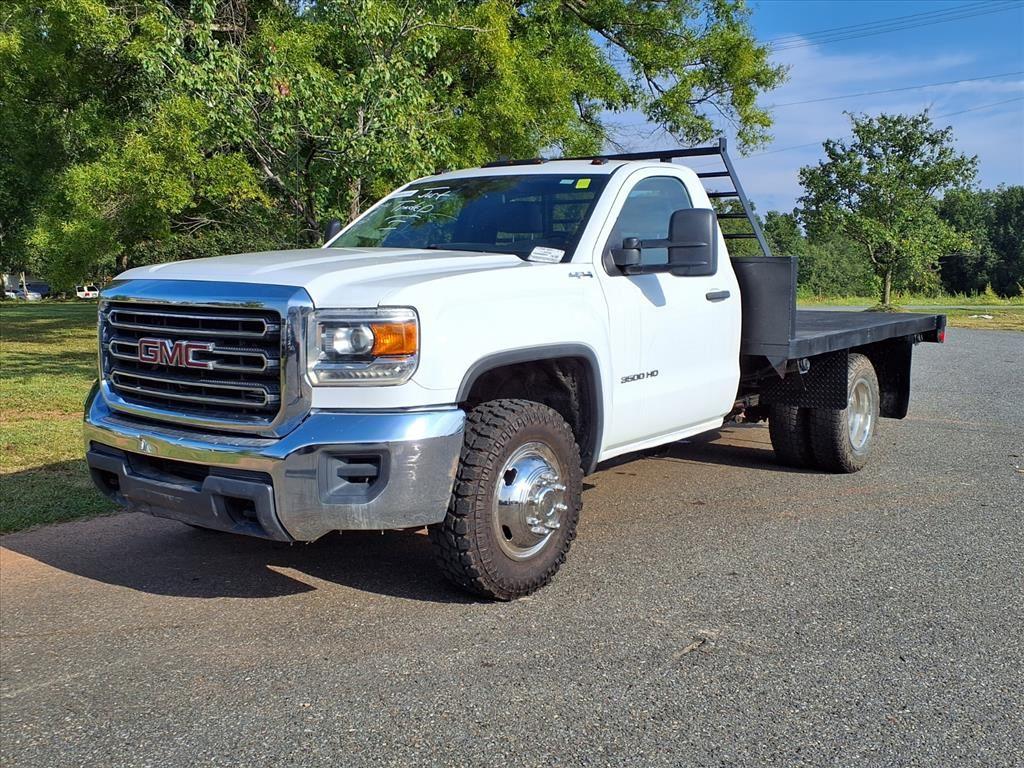 2017 GMC Sierra 3500 Chassis Cab Base's photo