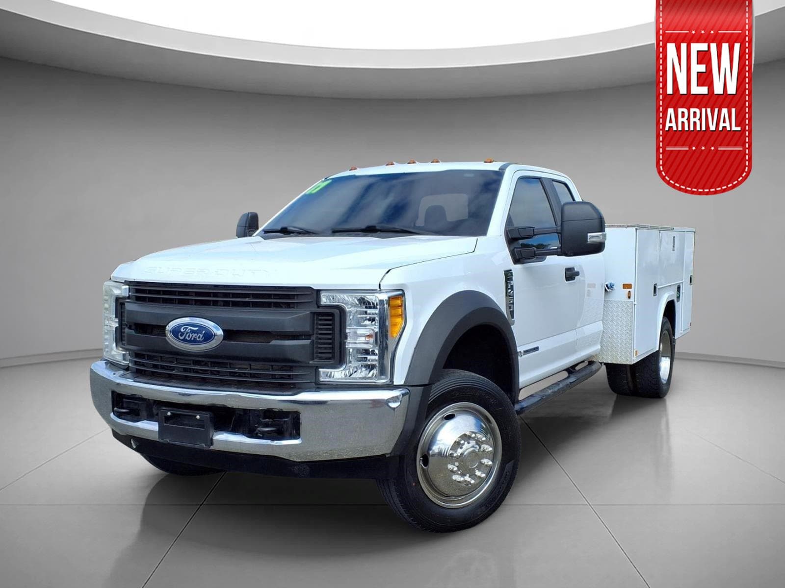 2017 Ford F-450 XL SuperCab 168-In DRW's photo