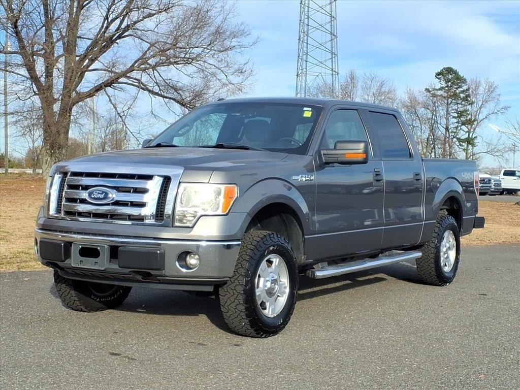 2011 Ford F-150 XLT's photo