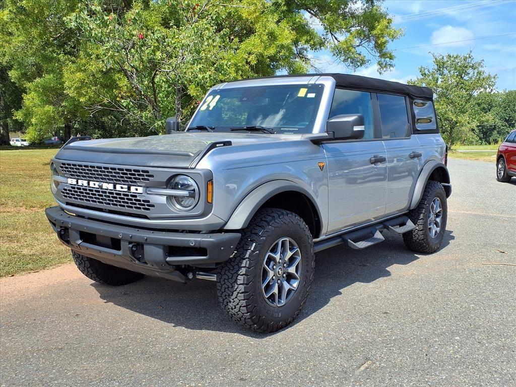 2024 Ford Bronco 4-Door Badlands's photo
