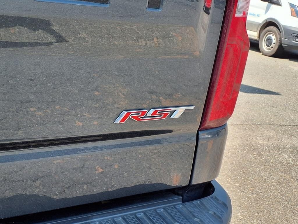 Used 2020 Chevrolet Silverado 1500 RST Truck