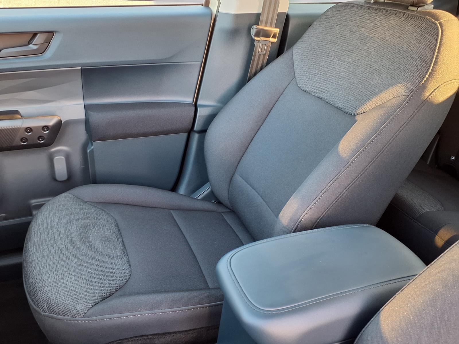2025 Ford Maverick XL - Photo 20