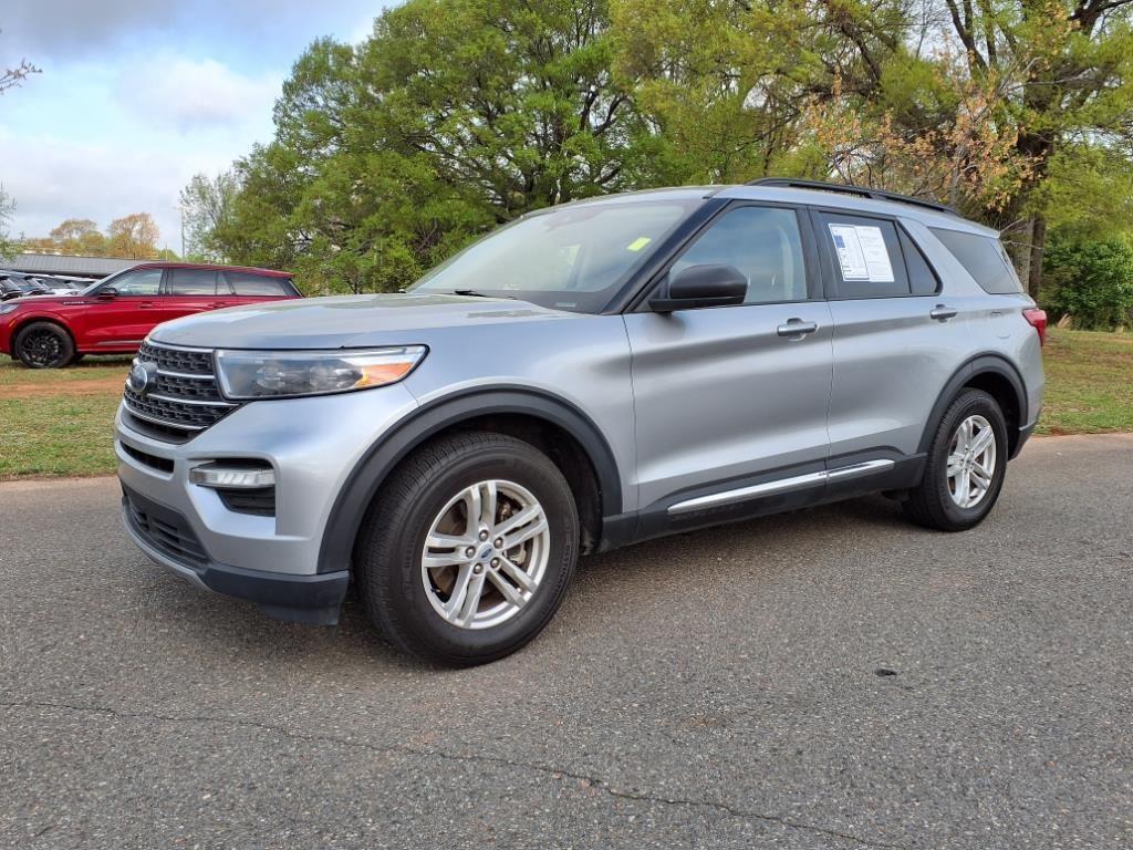 2021 Ford Explorer Base's photo