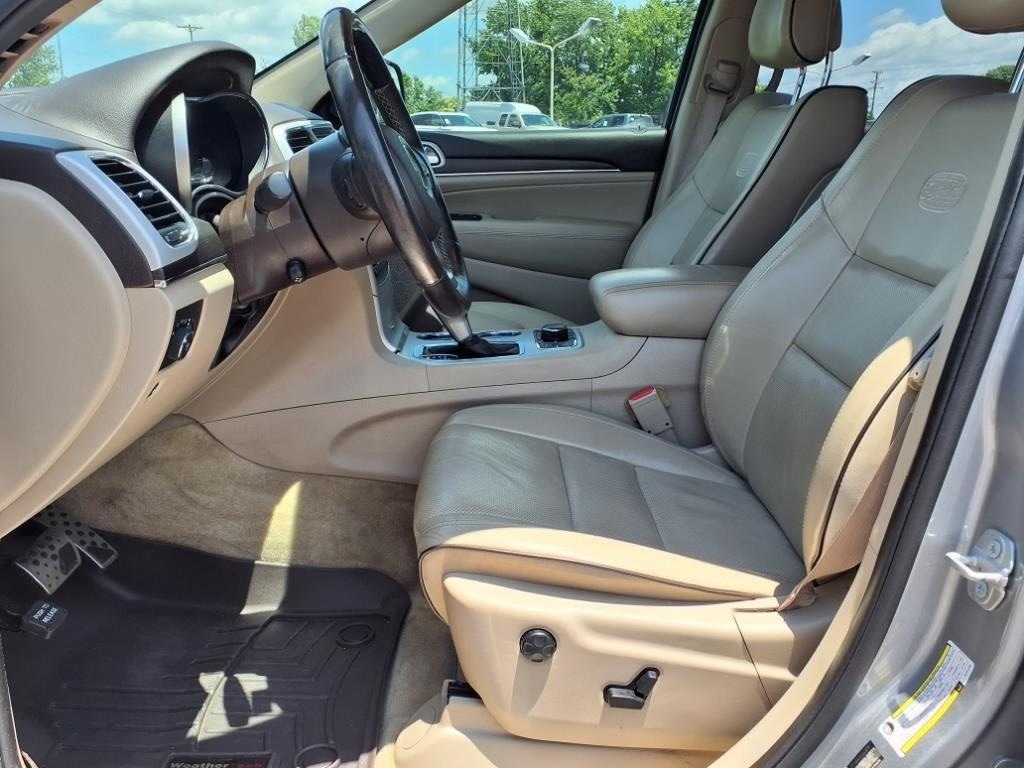 Used 2018 Jeep Grand Cherokee Overland SUV