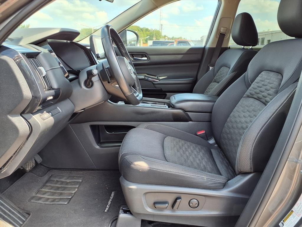 Used 2022 Nissan Pathfinder SV SUV