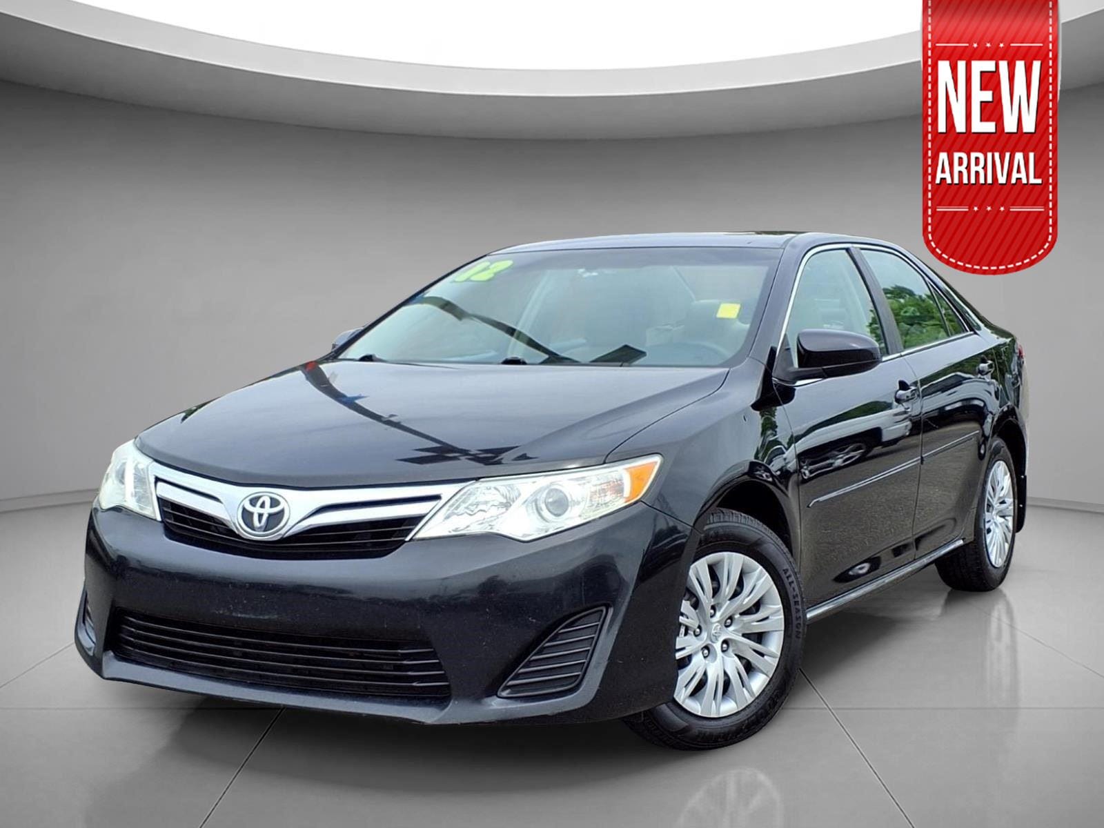 2012 Toyota Camry 2.5 Auto LE's photo