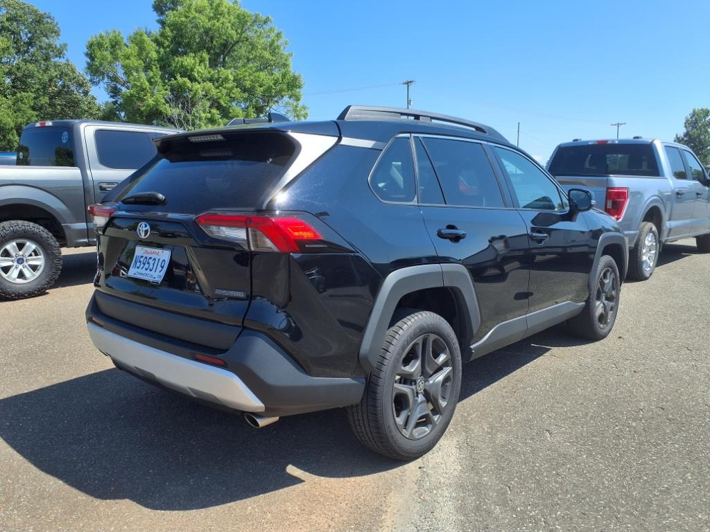 2023 Toyota RAV4 Adventure photo 4