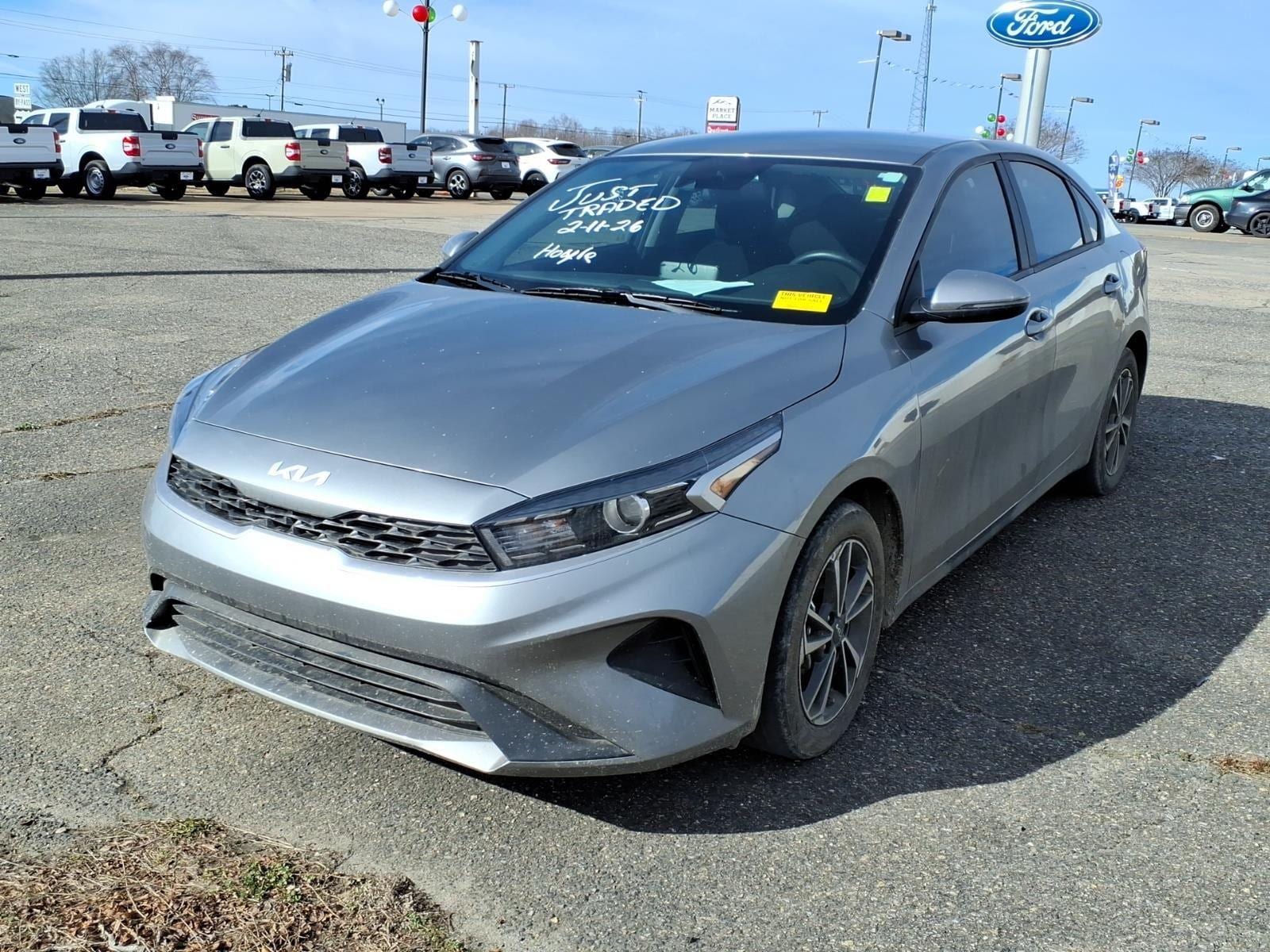 2016 Kia Forte LX AT's photo