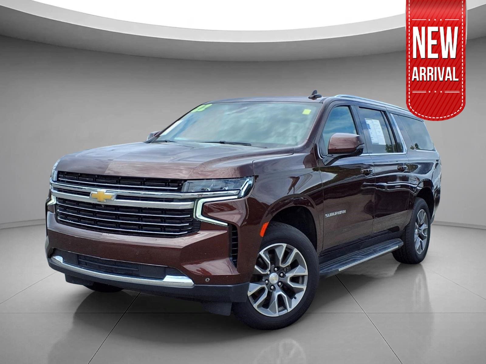 2022 Chevrolet Suburban 4WD 1500 LT's photo