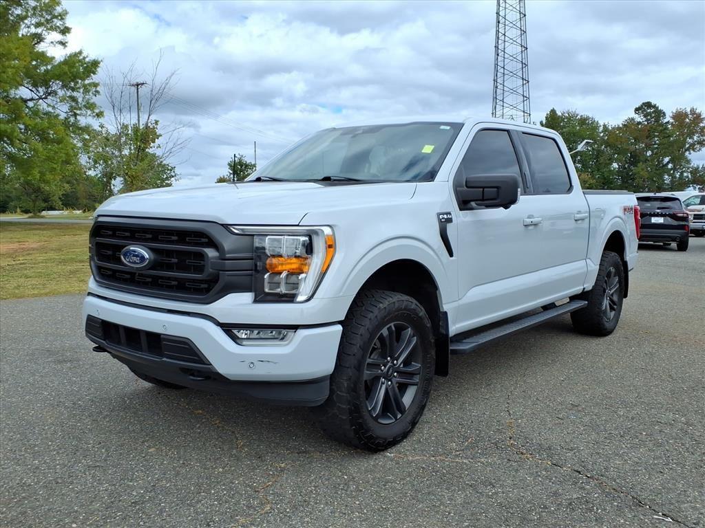 2022 Ford F-150 XLT's photo