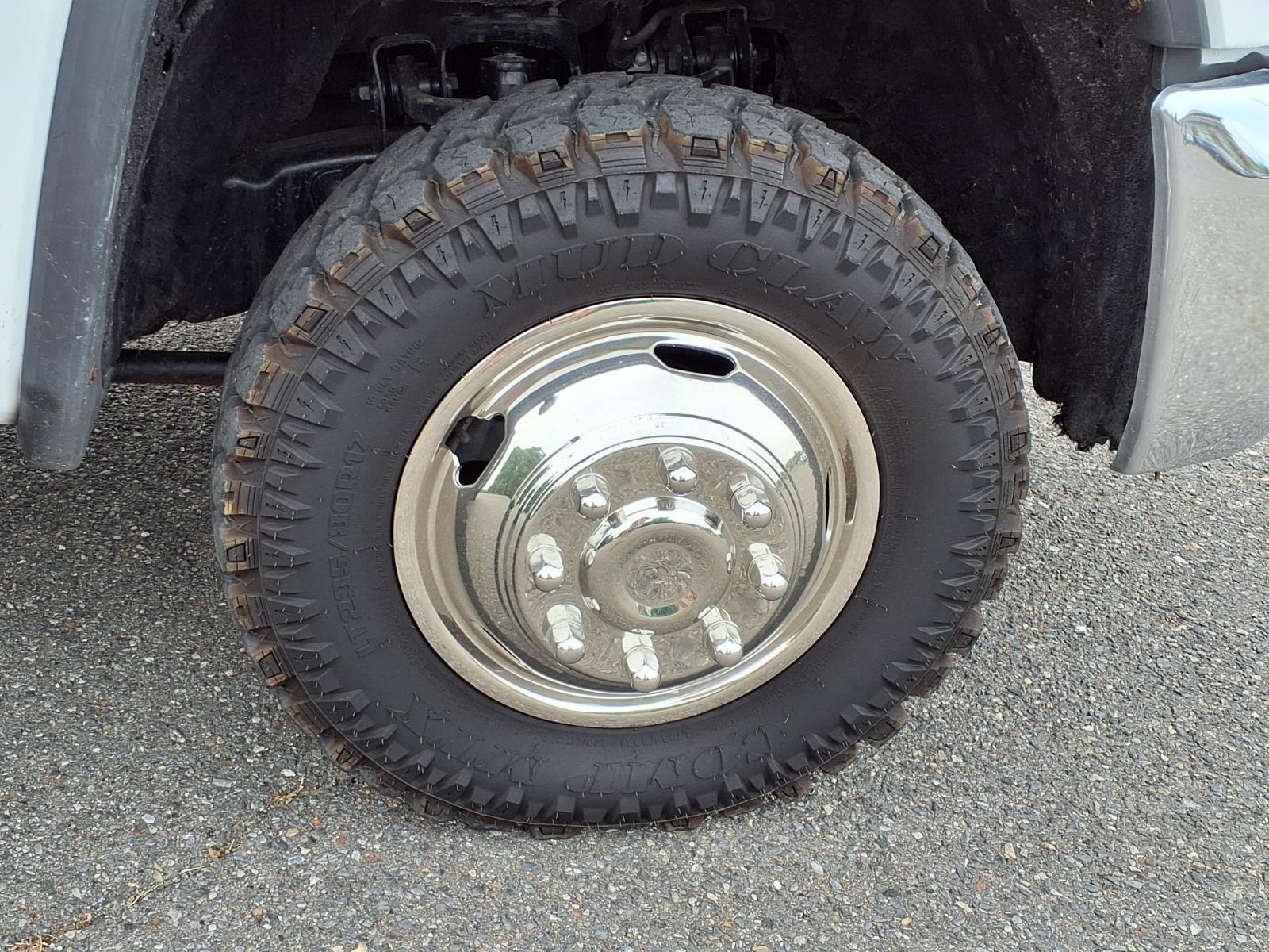 2017 GMC Sierra 3500 Chassis Cab Base - Photo 12