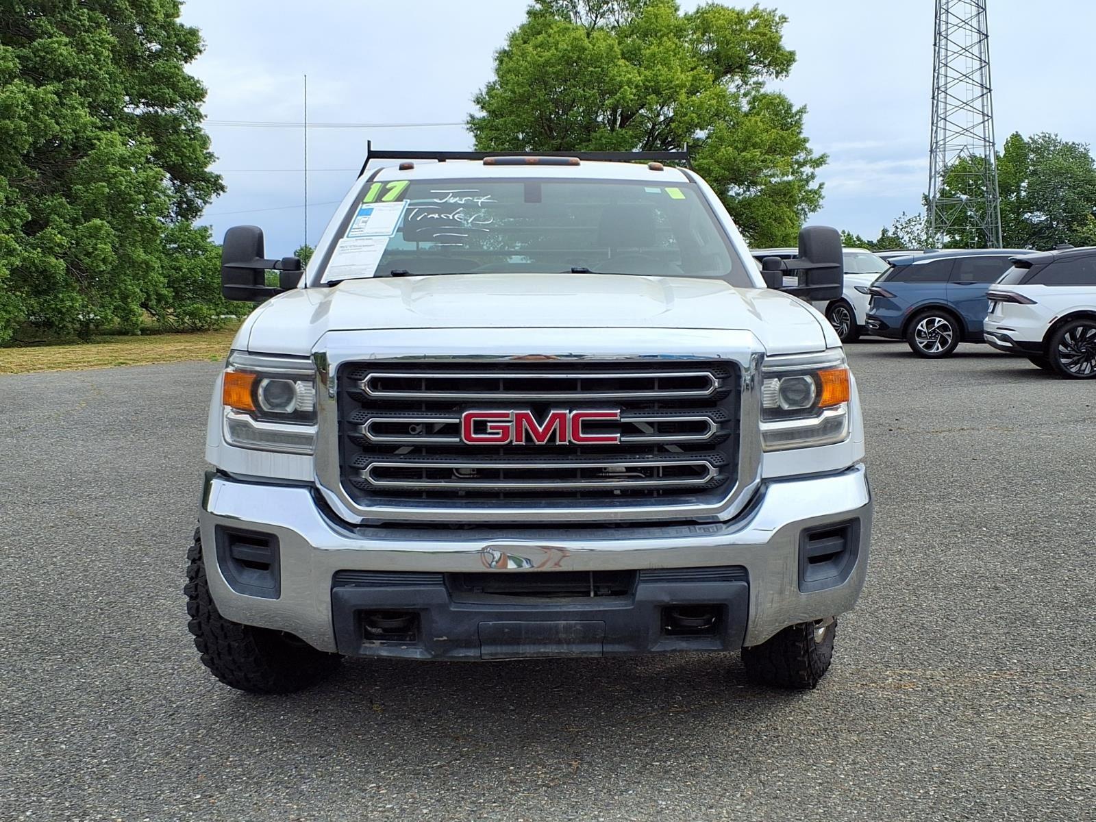 2017 GMC Sierra 3500 Chassis Cab Base - Photo 8