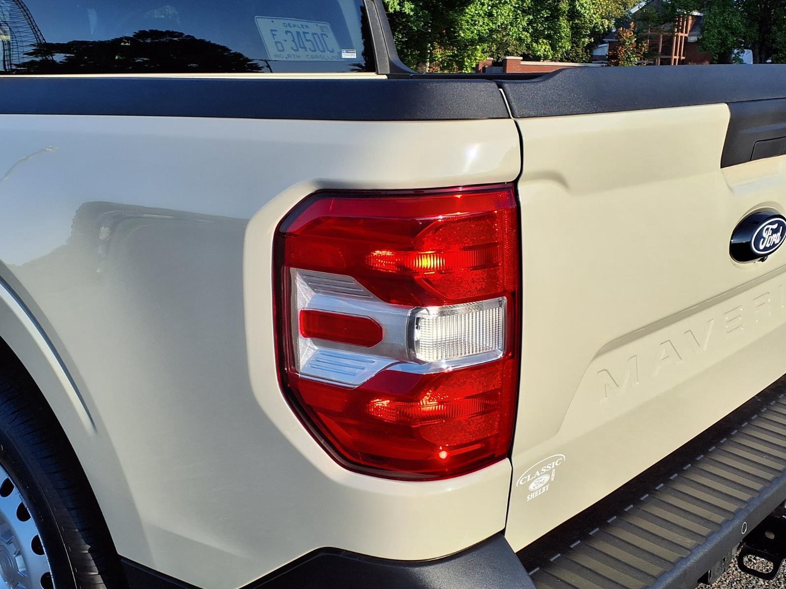2025 Ford Maverick XL - Photo 16