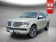 2017 Lincoln Navigator Select SUV