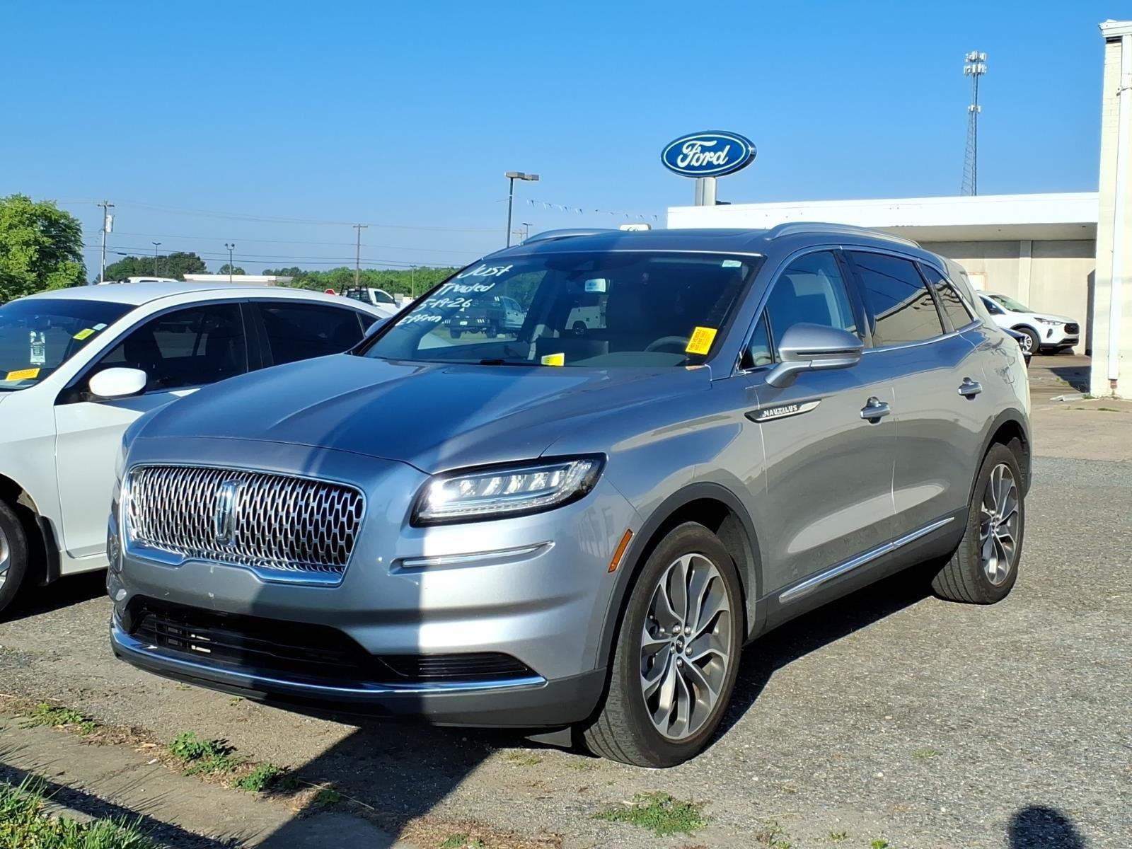 2023 Lincoln Nautilus Reserve AWD's photo