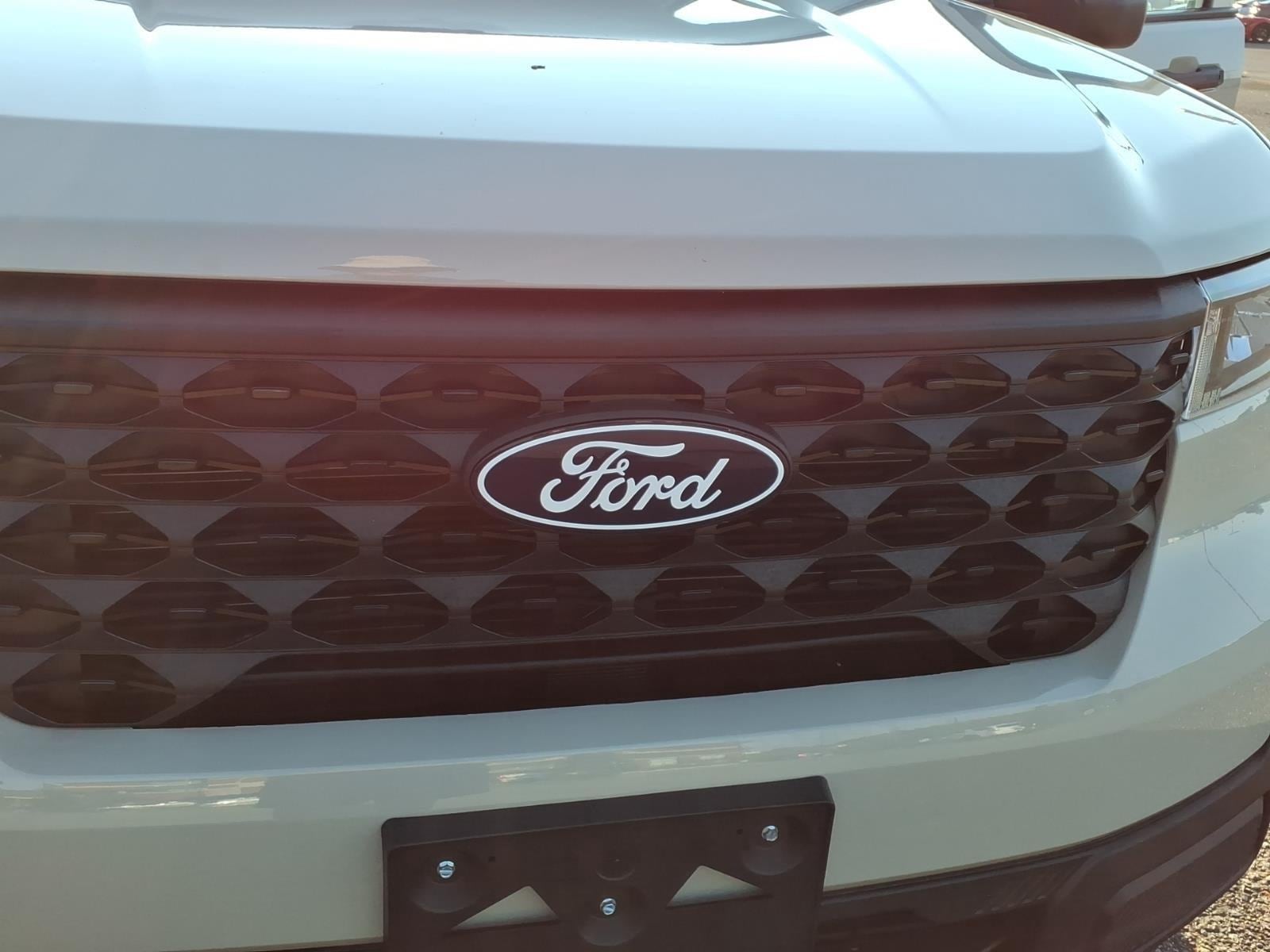 2025 Ford Maverick XL - Photo 13