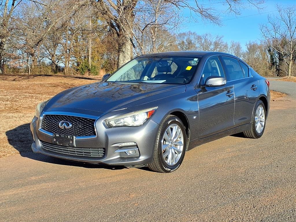 2015 INFINITI Q50 Premium