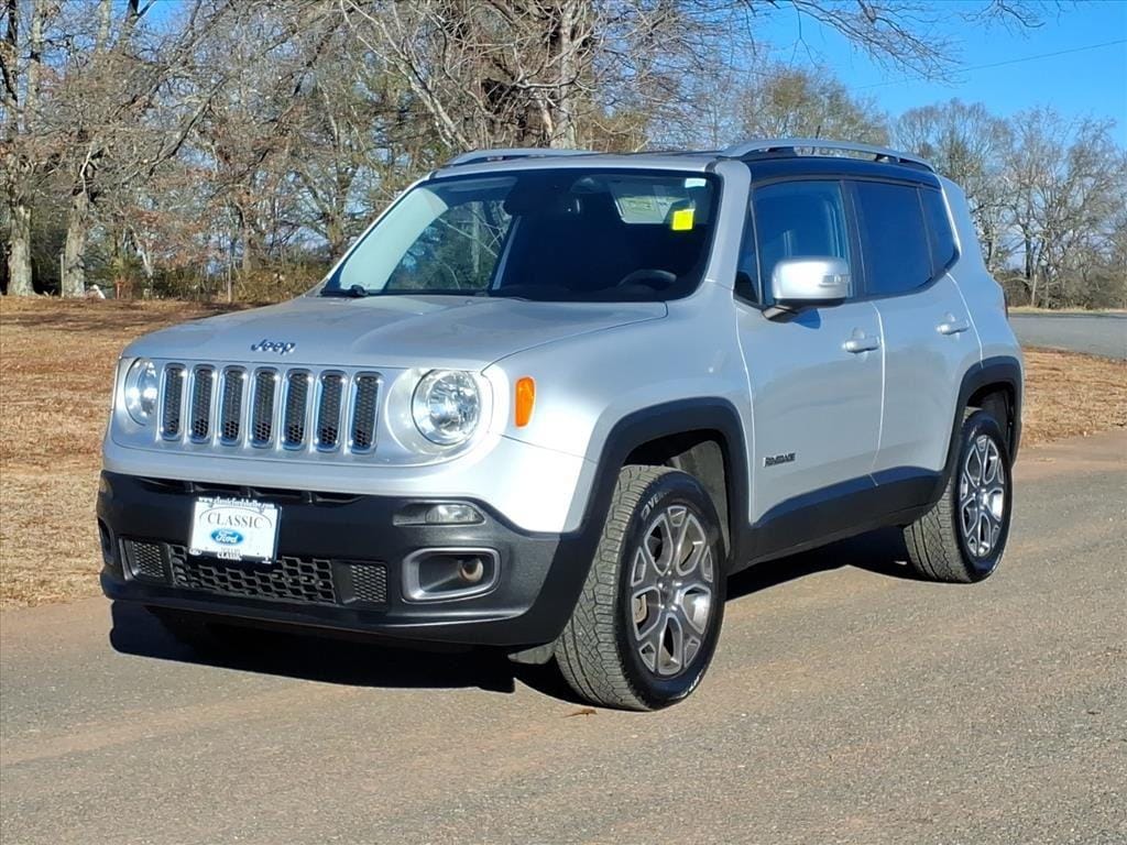 2016 Jeep Renegade Limited's photo