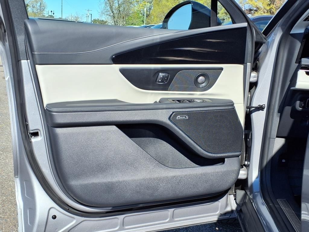 New 2025 Lincoln Nautilus Reserve SUV