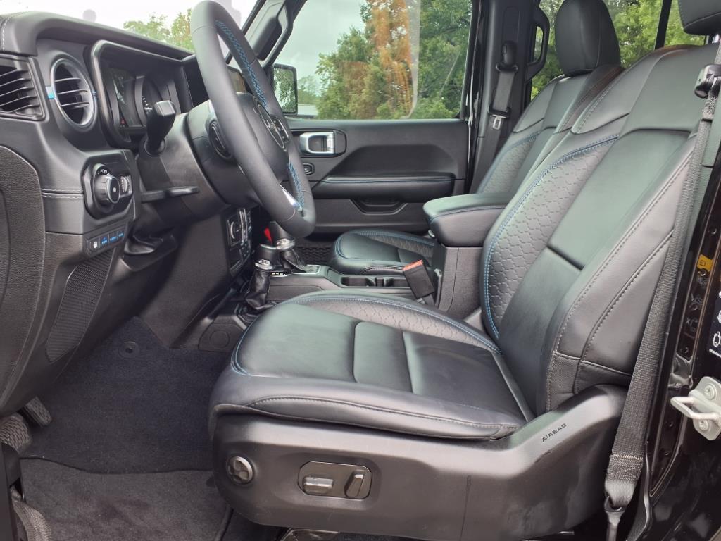 2024 Jeep Wrangler 4xe High Altitude photo 3
