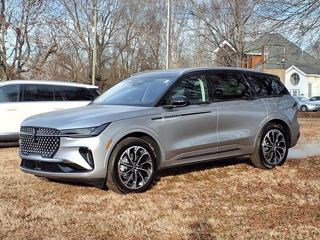 2025 Lincoln Nautilus Reserve