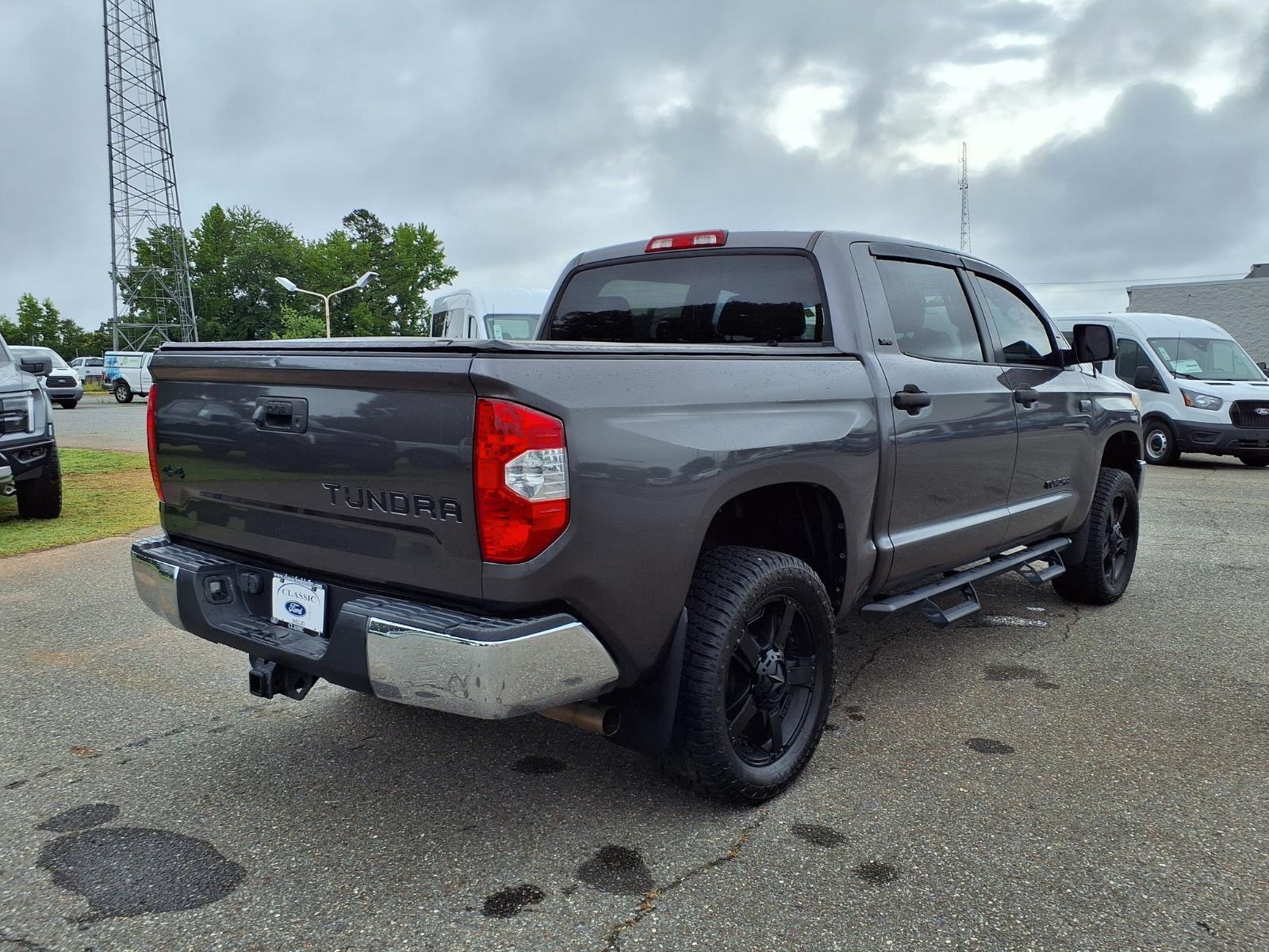 5TFDW5F12HX660752