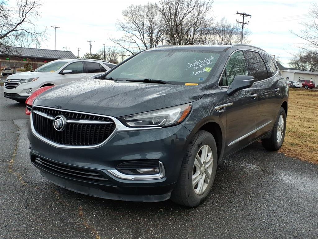 2019 Buick Enclave Essence's photo