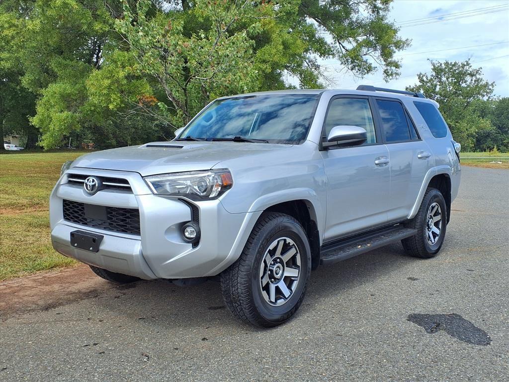 2024 Toyota 4Runner TRD Off-Road's photo