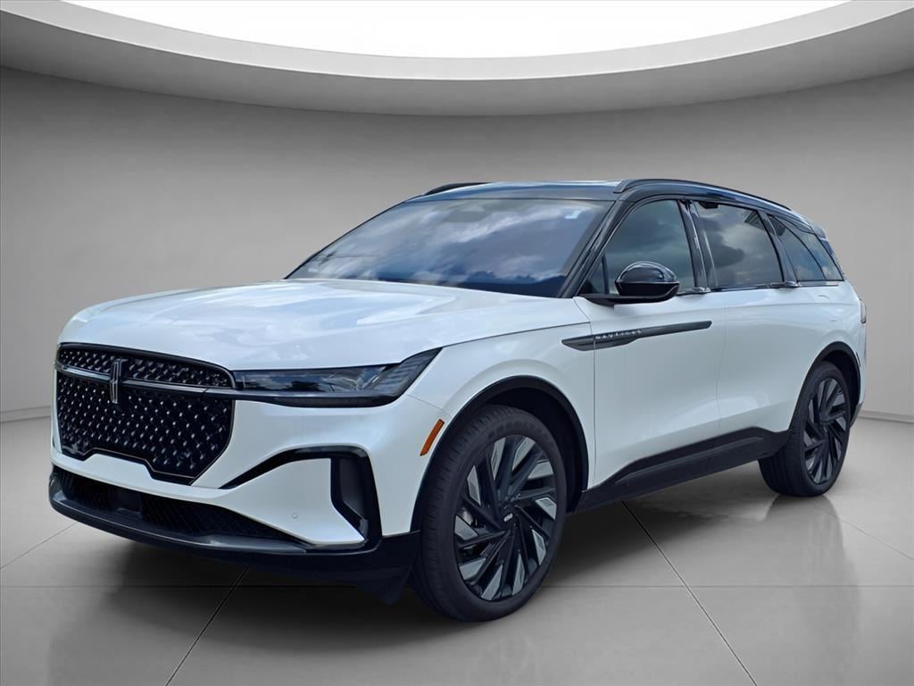 2025 Lincoln Nautilus Reserve AWD's photo