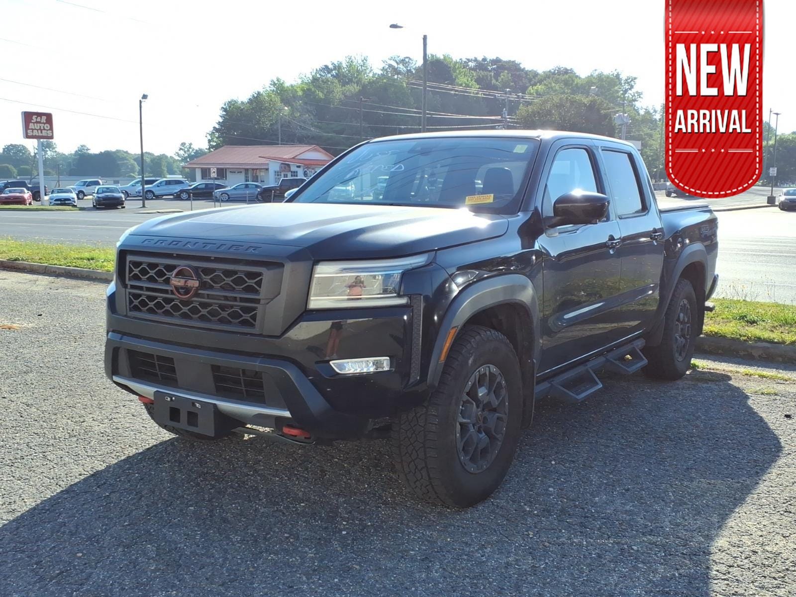 2022 Nissan Frontier PRO-4X Crew Cab 4X4's photo