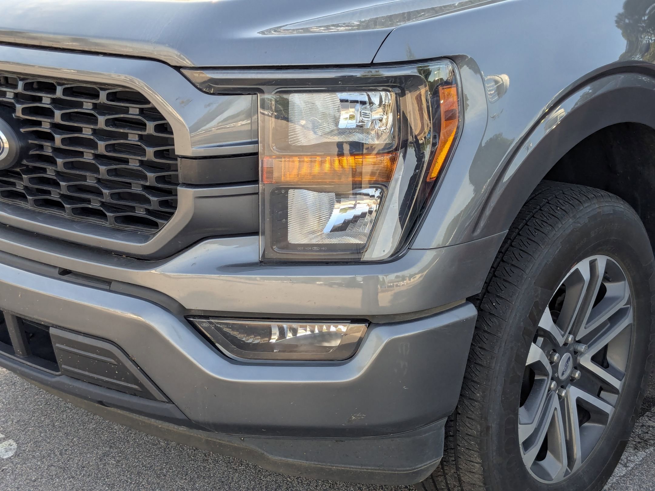 2023 Ford F-150 XL photo 4