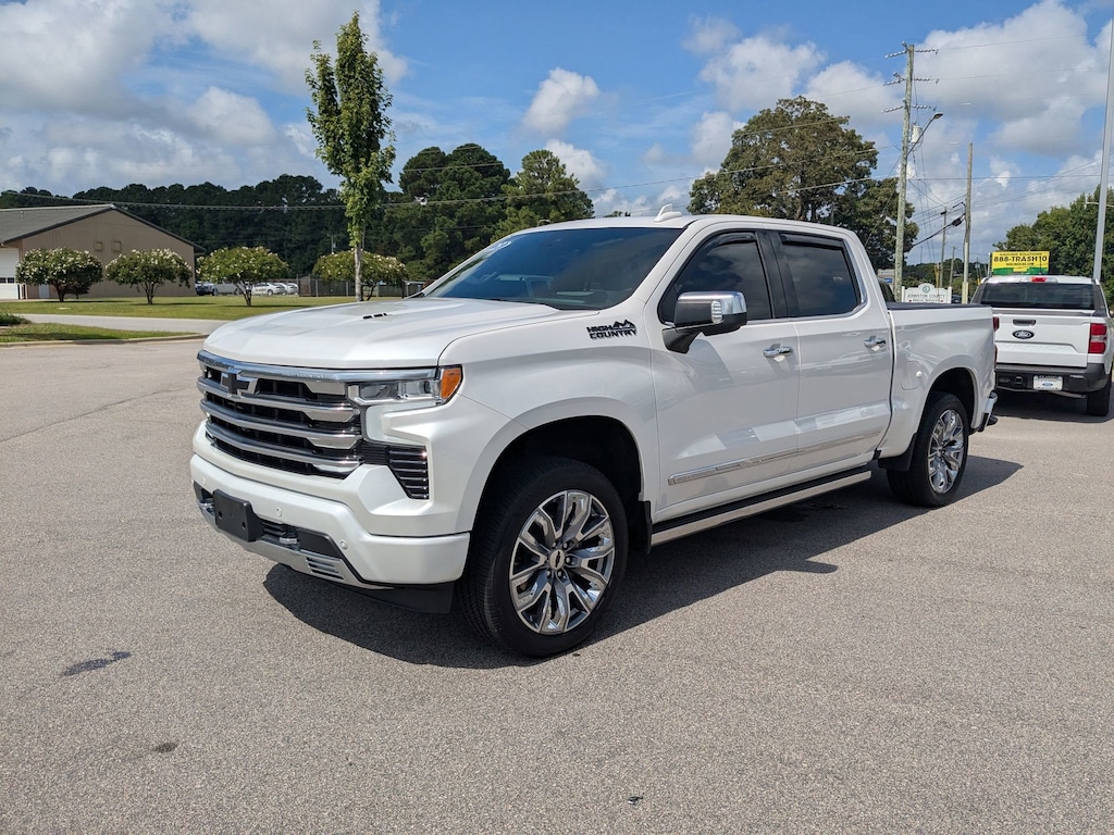 Used 2023 Chevrolet Silverado 1500 High Country 4WD Crew Cab 147 High Country