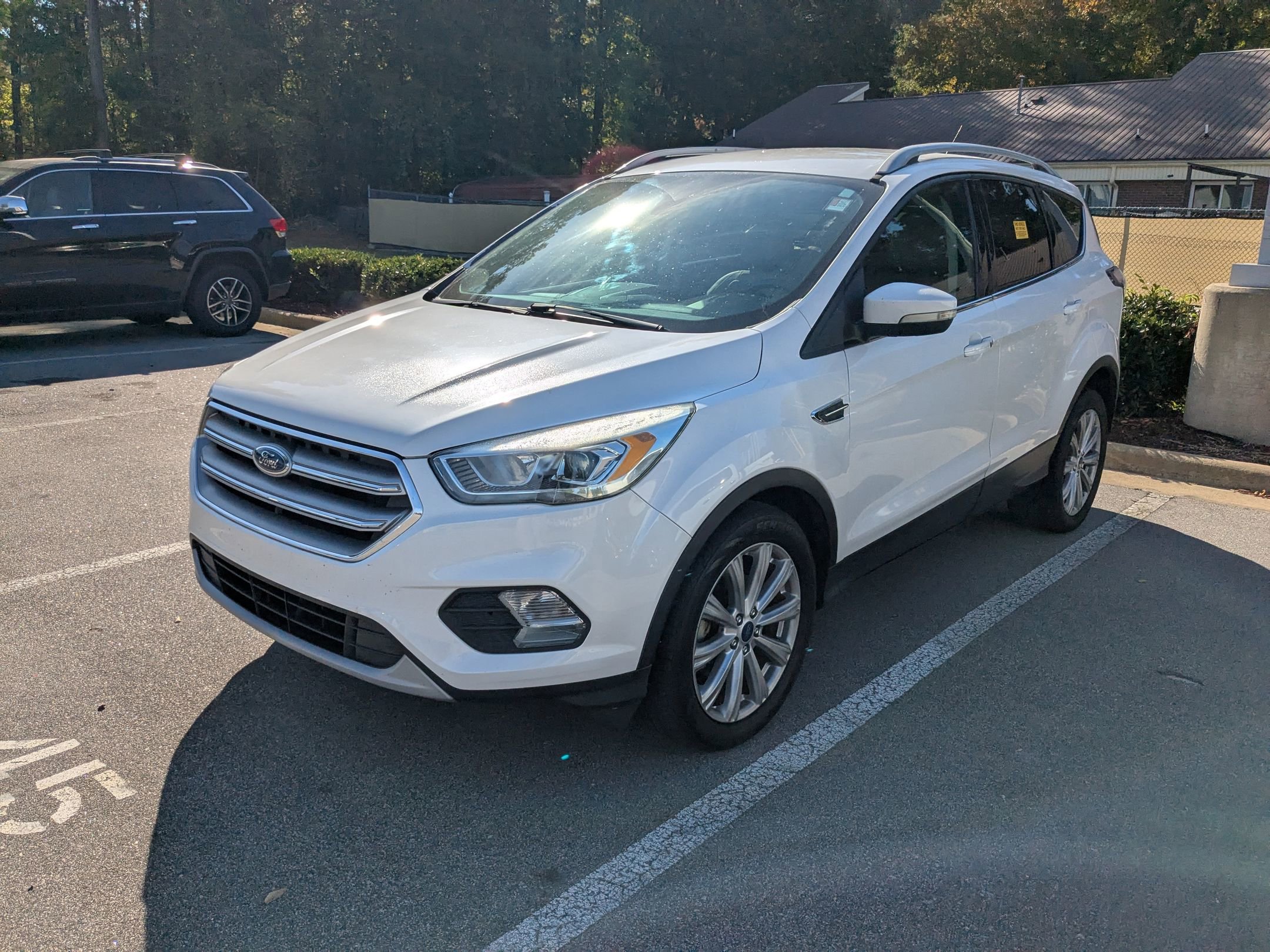 2017 Ford Escape Titanium photo 2