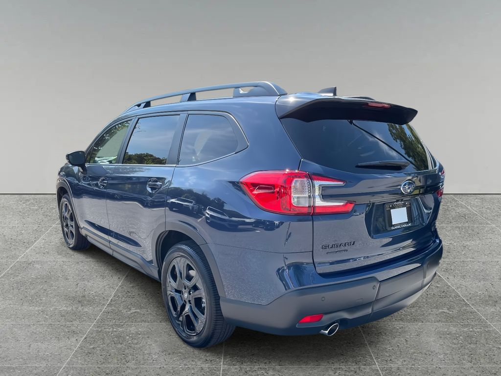 2025 Subaru Ascent Onyx Edition Touring photo 3