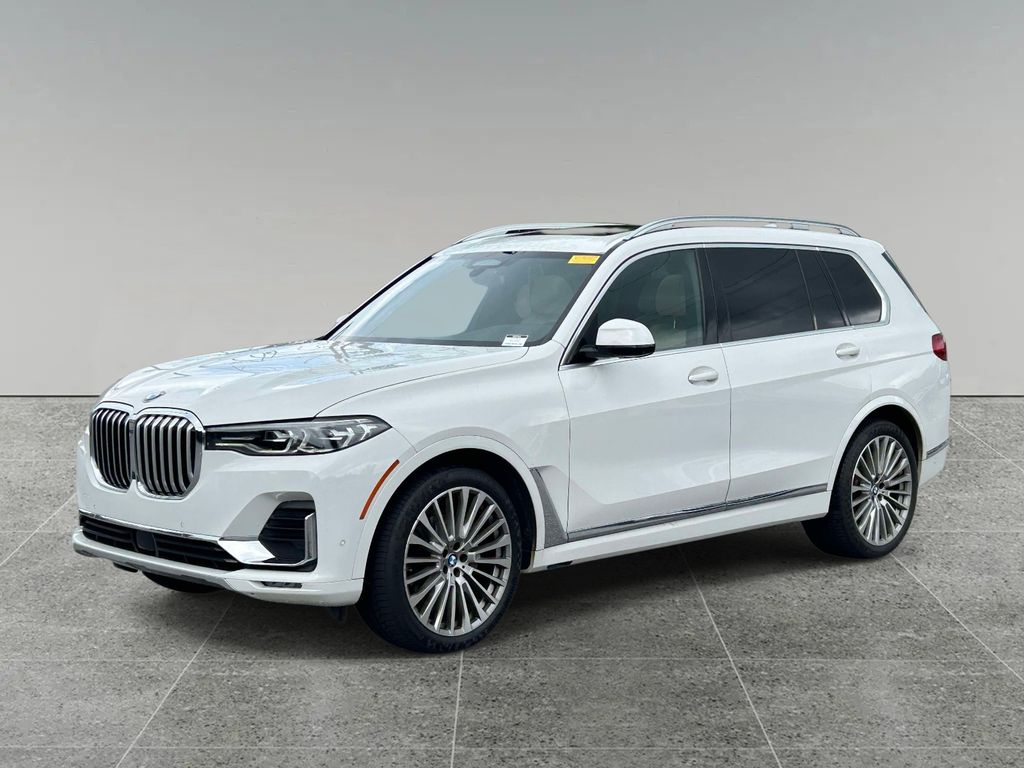 2022 BMW X7 xDrive40i's photo