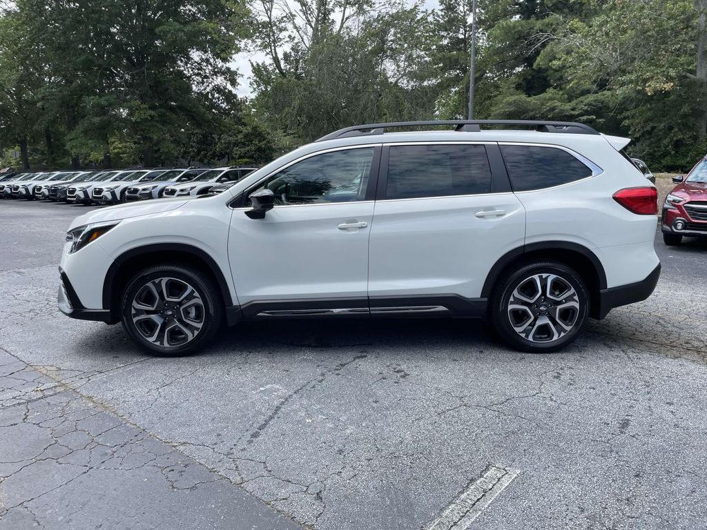 2025 Subaru Ascent Limited photo 2