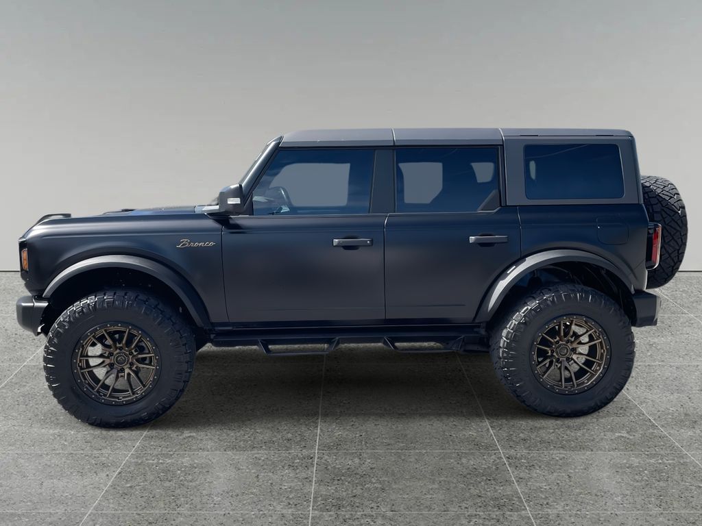 2023 Ford Bronco Wildtrak photo 2