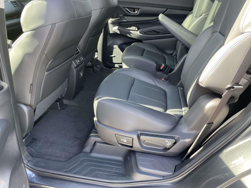 2025 Subaru Ascent Onyx Edition-Touring - Photo 13