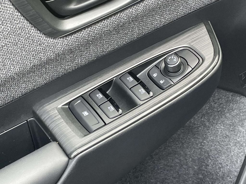 2026 Subaru Outback Limited - Photo 16