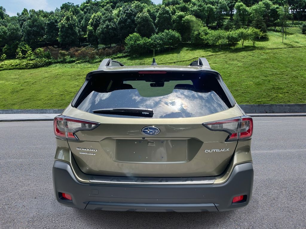 2025 Subaru Outback Premium photo 4