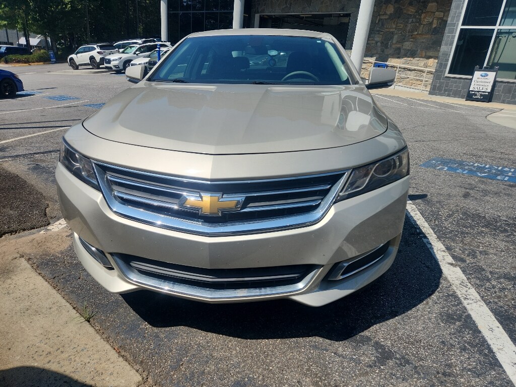 2015 Chevrolet Impala 1LT photo 2