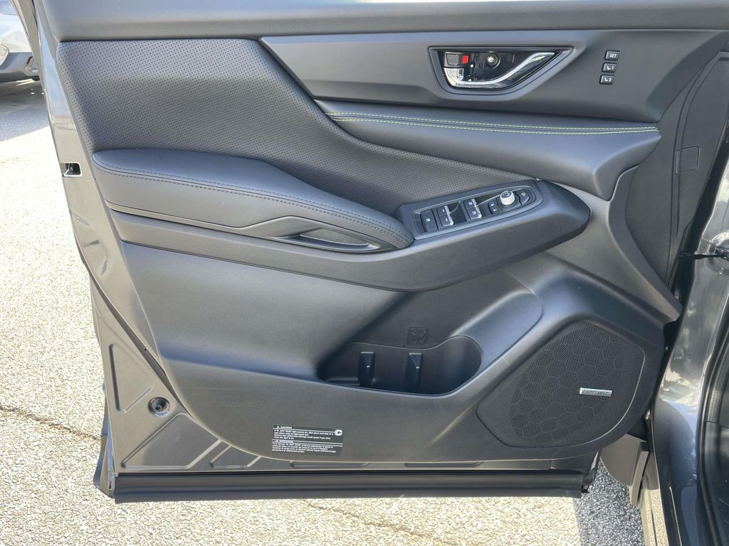 2025 Subaru Ascent Onyx Edition-Touring - Photo 16