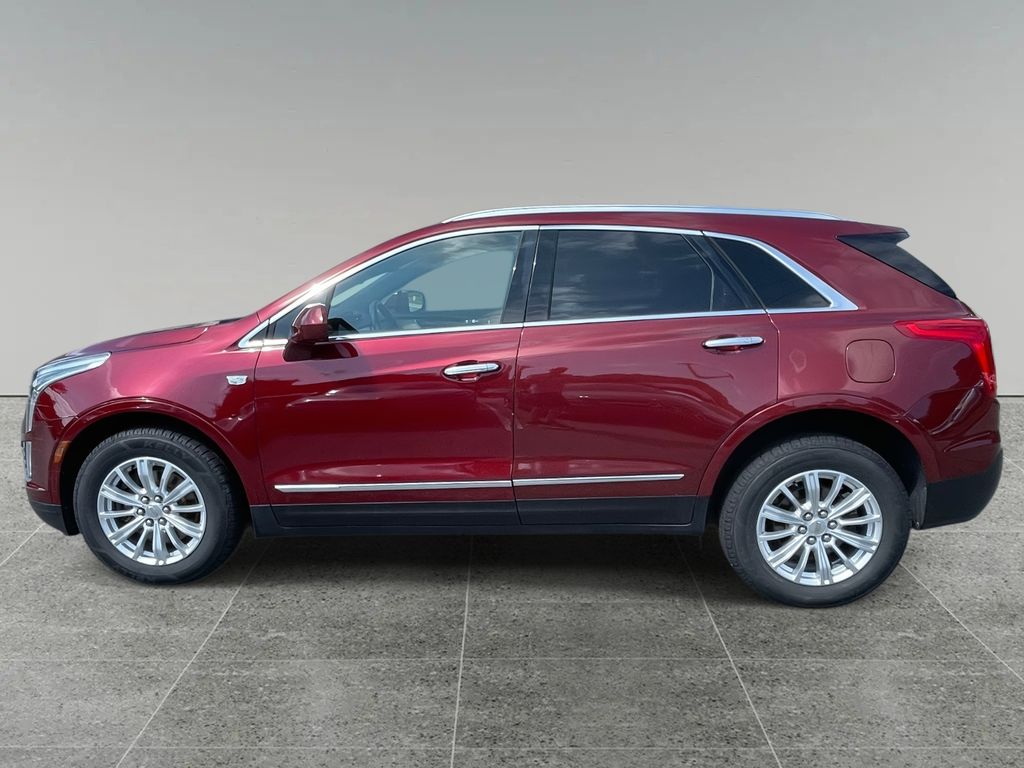 2018 Cadillac XT5 Base photo 2