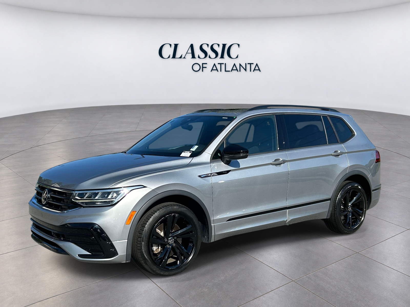 2023 Volkswagen Tiguan SE R-LINE BLACK