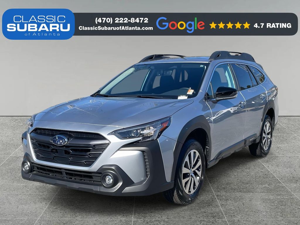 2025 Subaru Outback Premium's photo