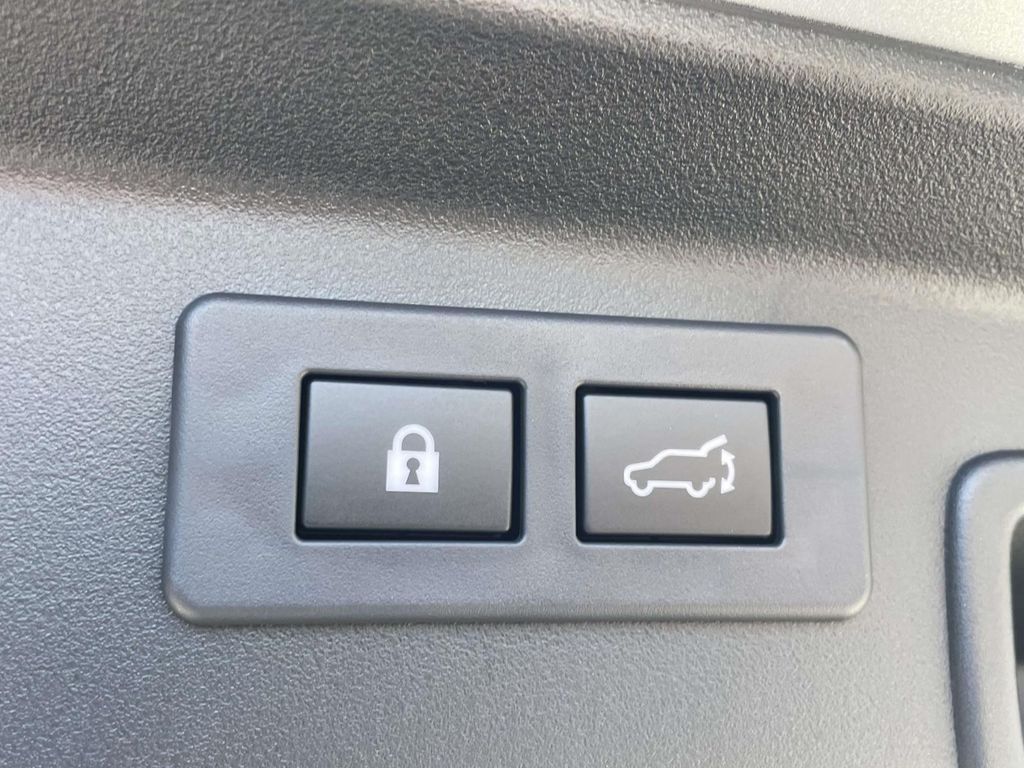 2026 Subaru Outback Limited - Photo 11