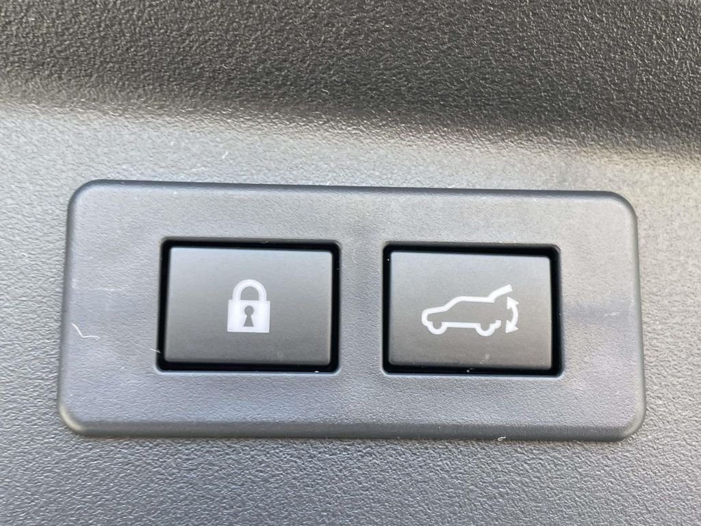 2026 Subaru Outback Limited - Photo 11