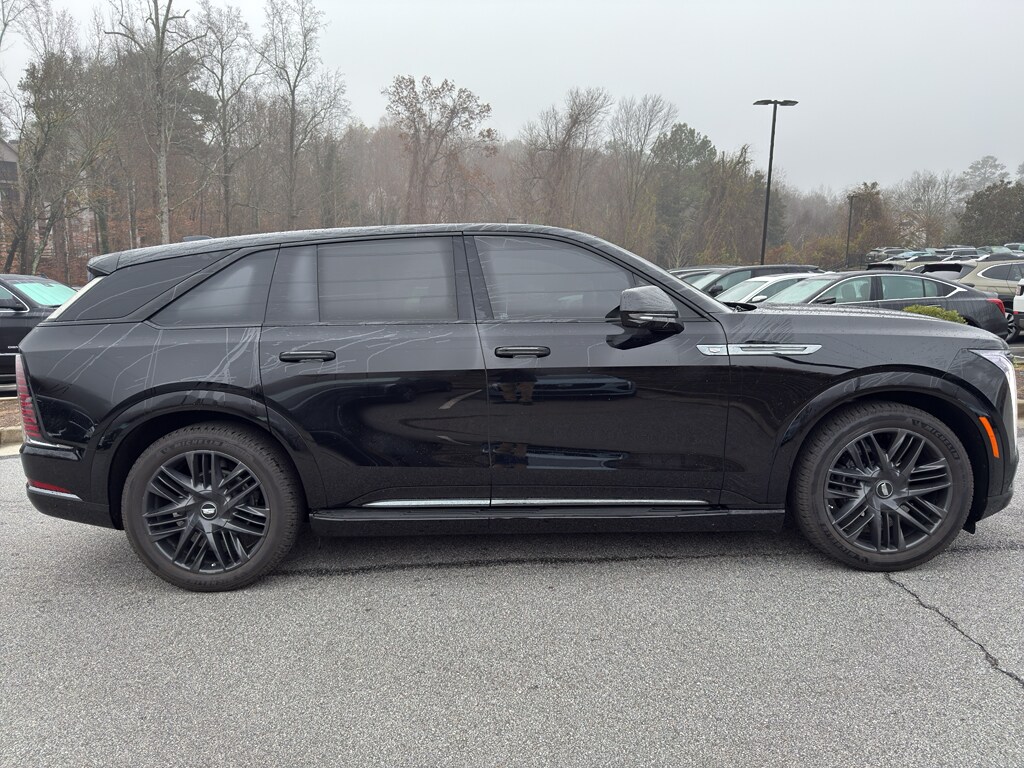 2025 Cadillac Escalade IQ Sport photo 4